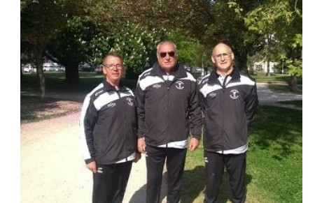 Les 2 équipes parodiennes échouent en 16ème de finale au championnat &quot;triplette vétérans&quot; 2022 !